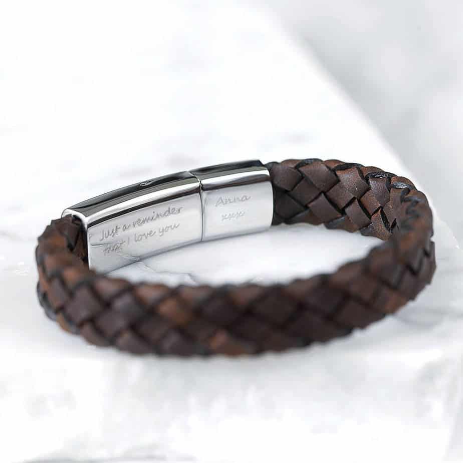 Cadeaux : Bracelet personnalisable en cuir pour homme fermoir au choix