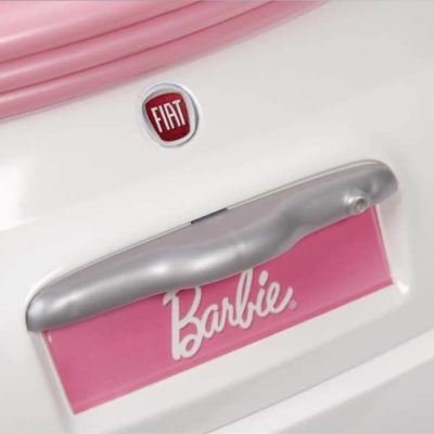 Voiture Barbie Fiat 500 Mattel