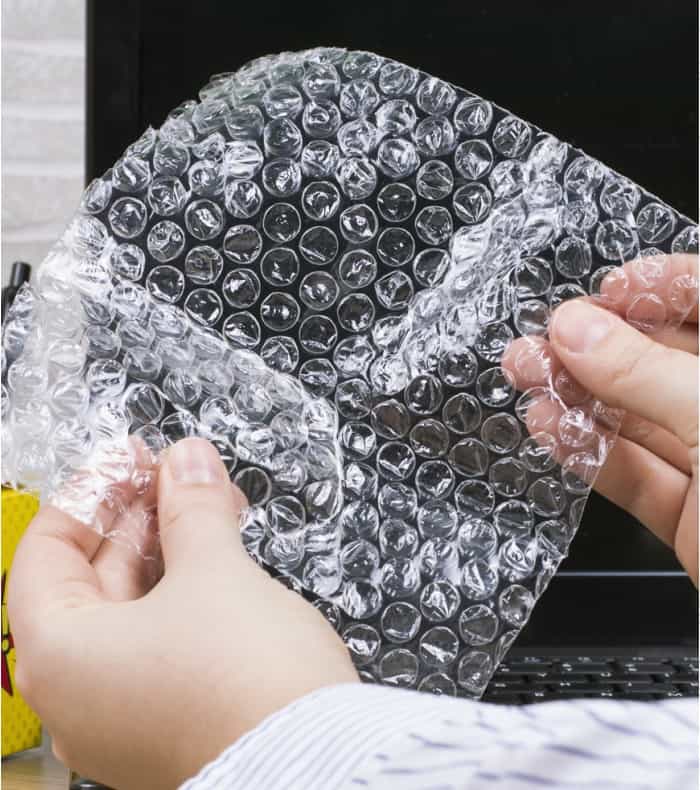 Utiliser du papier bulle pour emballer ses produits