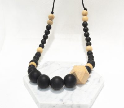 Collier bijou silicone de dentition – Noir et bois