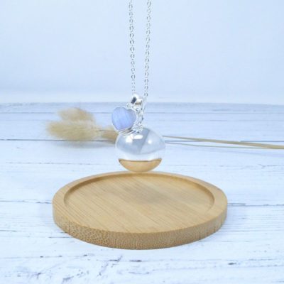 Bola lithothérapie chaine fine 1mm plaqué argent + pendentif coeur agathe veine bleue