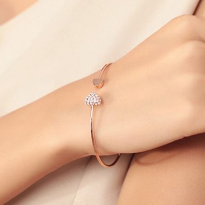 Magnifique bracelet pour femme Double Coeur