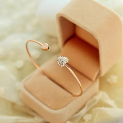 Magnifique bracelet pour femme Double Coeur